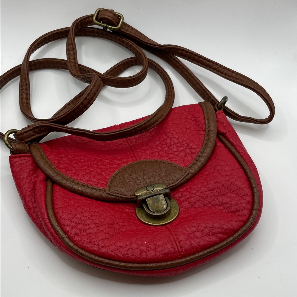 American Eagle Outfitters Red and Brown Leather Crossbody Bag
